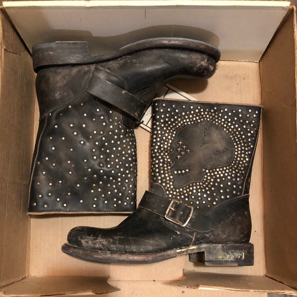 New FRYE booties
